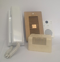 AI.0088 KIT Intercom System 5(4+1) wire 1button. it includes: (1) 5400/1, (1) TA-600, (1) IT20/1, (1) 5150/50BL